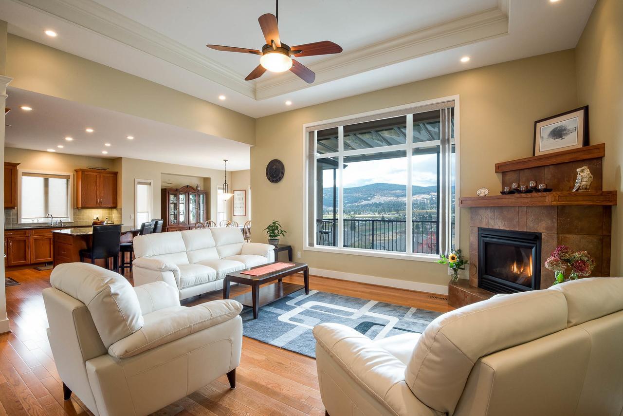 Adela's 4* West Kelowna
